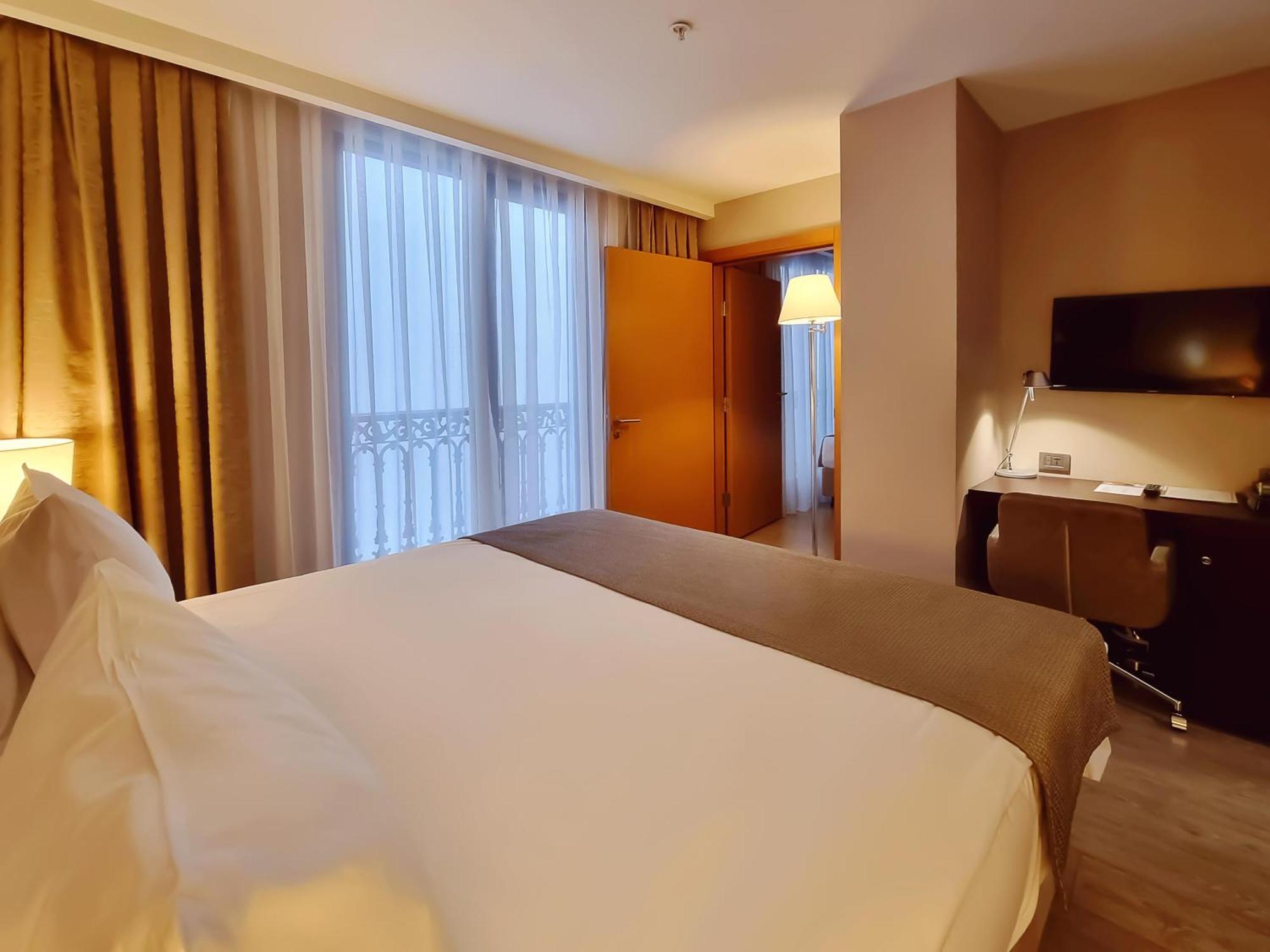 Port Bosphorus Hotel — Photos 1